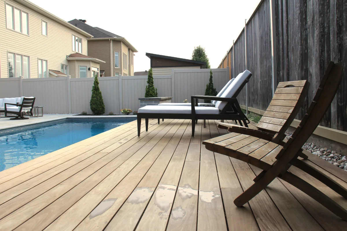 Mickelberry Ipe lounge deck beside the pool